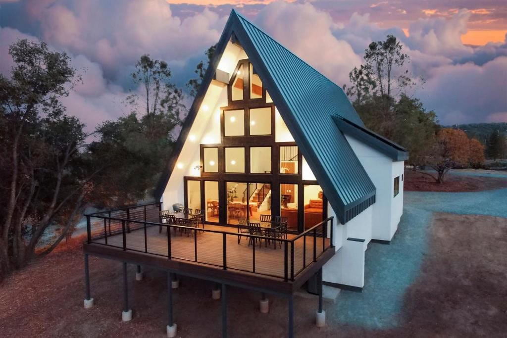 15 Best Vacation Rentals in California for Business Travelers (2026 Edition)