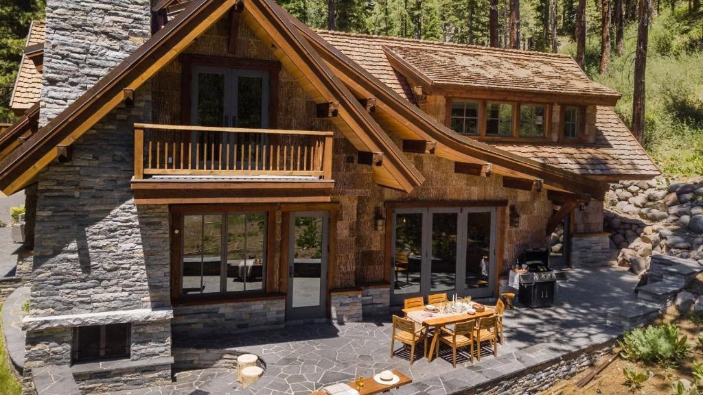 15 Best Vacation Rentals in California for Business Travelers (2026 Edition)
