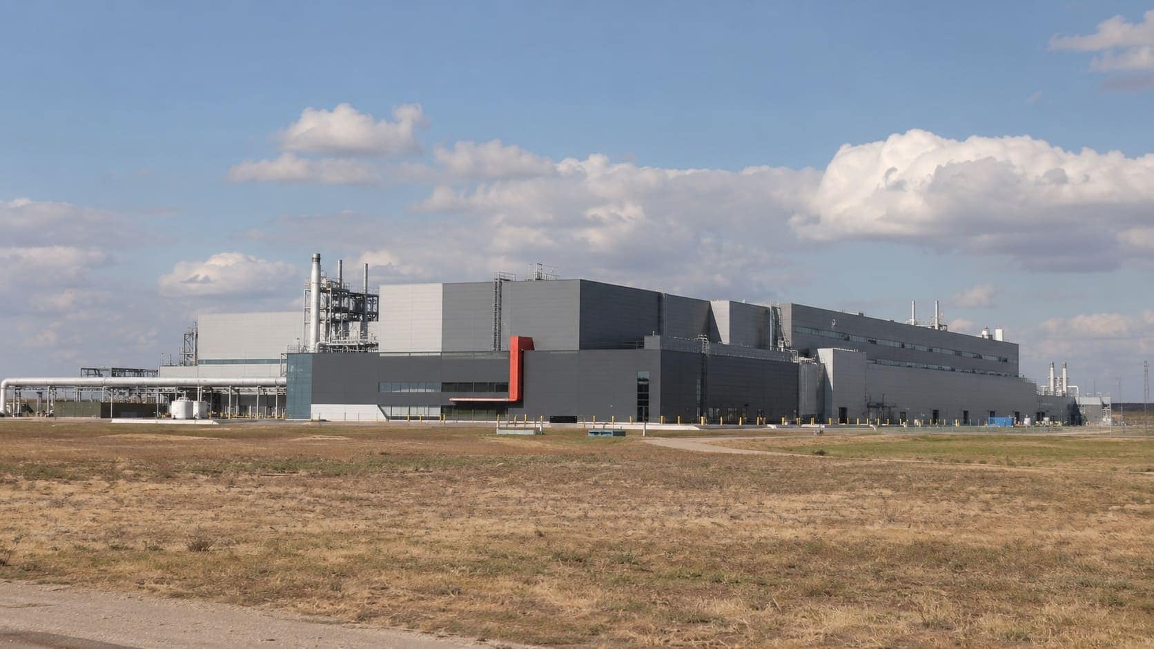 Samsung's Taylor, Texas semiconductor fabrication plant exterior